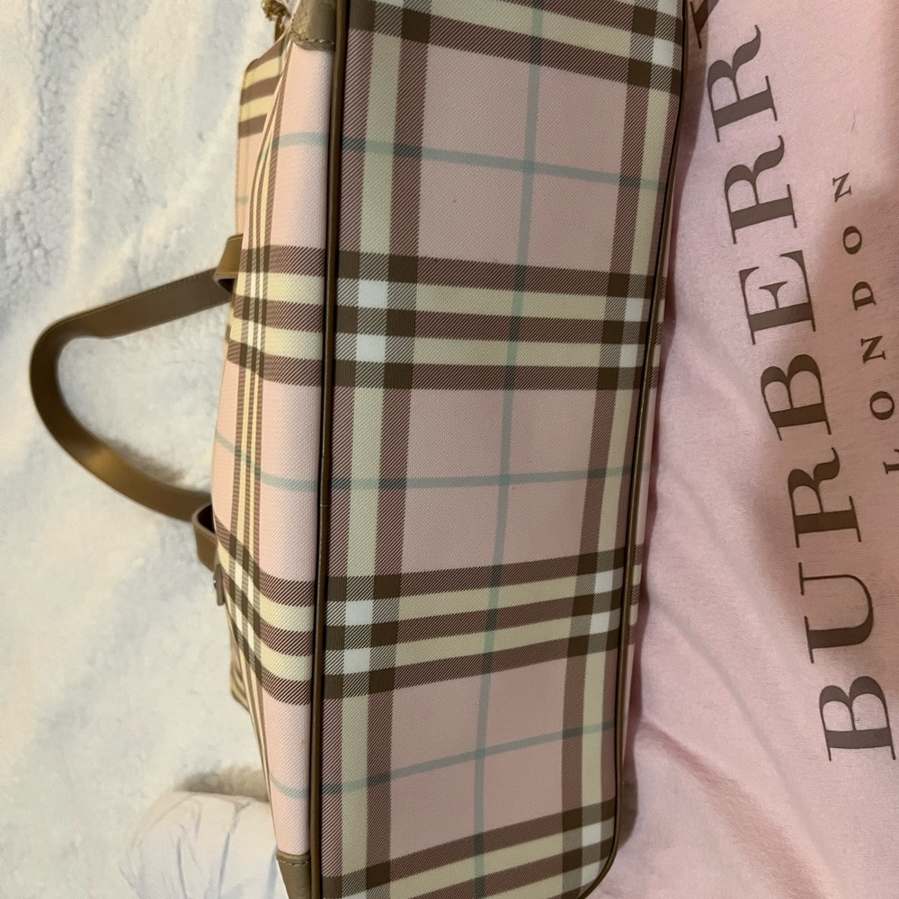 Burberry tote pink with COA and dust bag - Picture 7 of 17